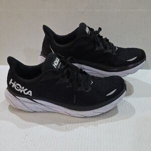 Hoka Clifton 8 Men's Black and White Athletic Shoes Size 11.5